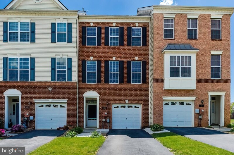 109 Lewisburg Ln, Martinsburg, WV 25403 House Rental in Martinsburg