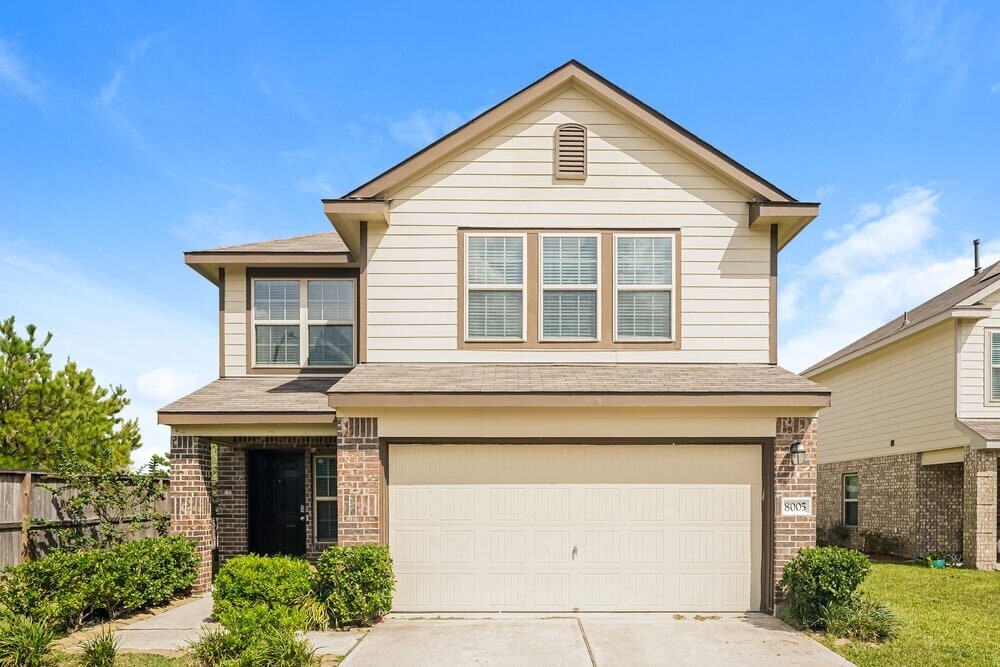 Foto principal - 8005 Wayside Village Way