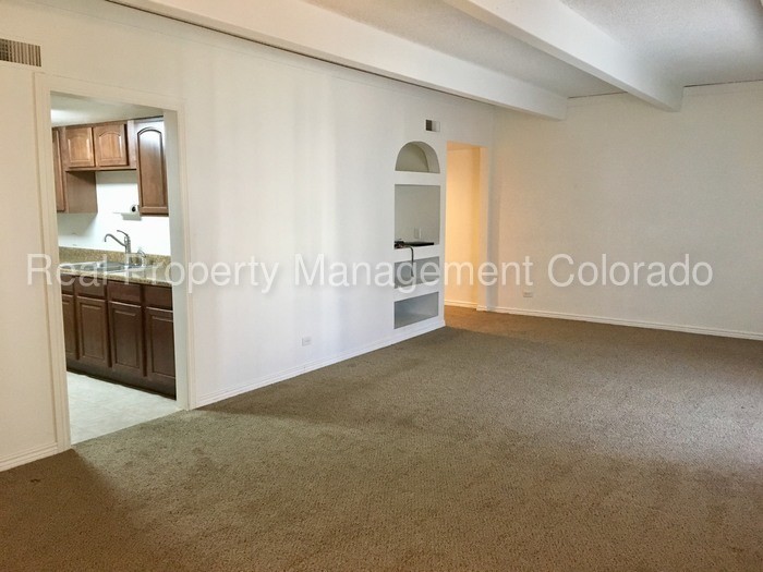 Primary Photo - 2 Bedroom Condo in Woodstream Falls