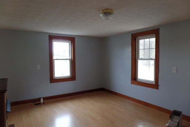 Building Photo - 25013 Walden Rd