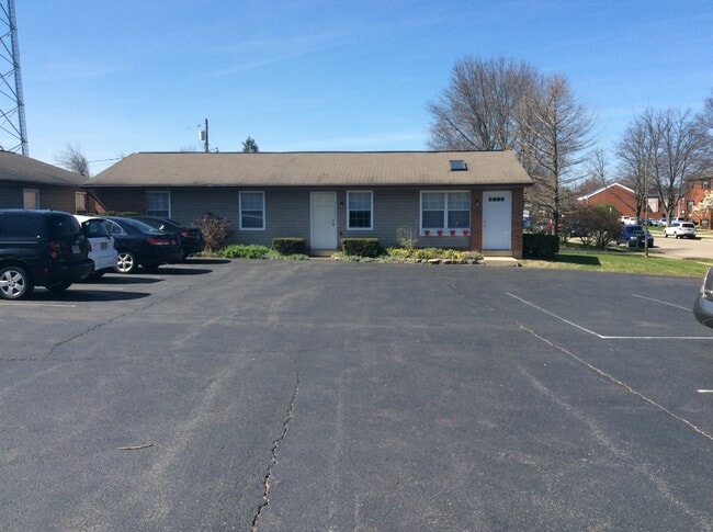 Building Photo - 1018 Arrowhead Dr