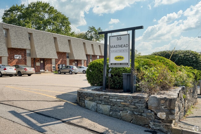 Building Photo - Masthead Apartments