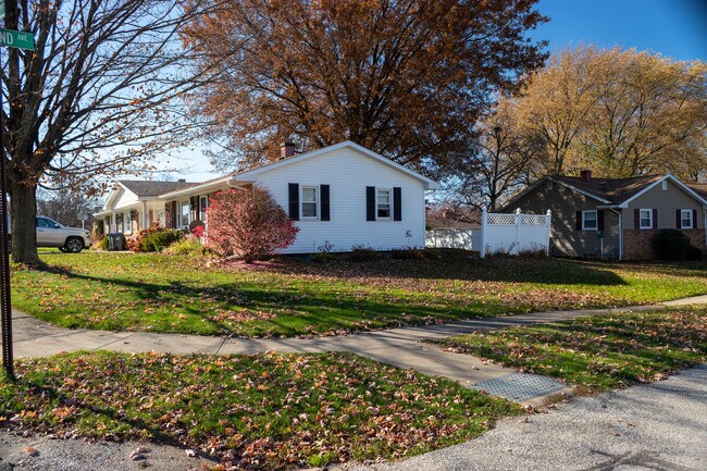 Building Photo - 3546 Aberdeen Ave