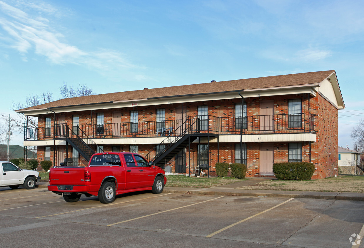 Primary Photo - Horn Lake Villa Apartments