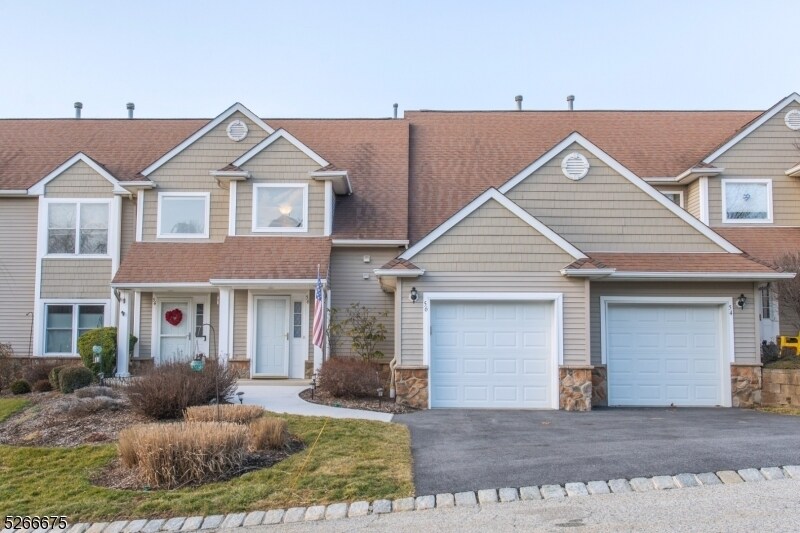 Primary Photo - 56 Bourne Cir