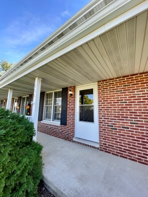 Foto del edificio - 106 Colonial Pkwy