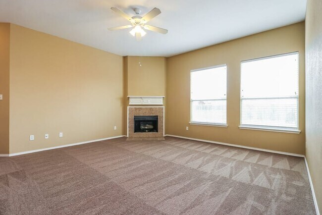 Foto del edificio - 10309 Fawn Meadow Ct