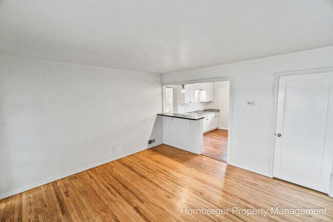 Foto del edificio - 11 E Rich Ave