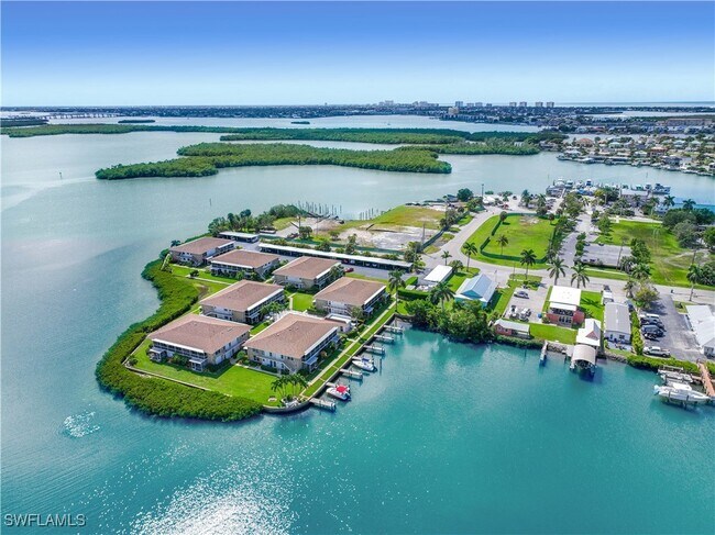 Foto del edificio - 330 Kon Tiki Dr