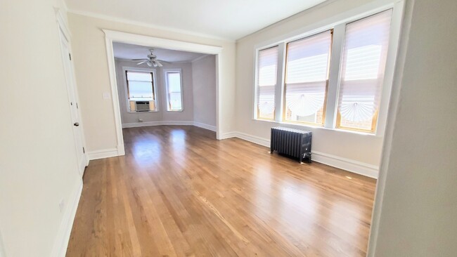 Foto del edificio - 7816 S Coles Ave