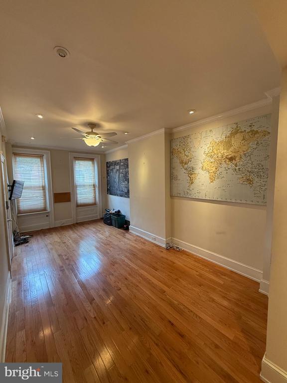Primary Photo - 559 N 16th St