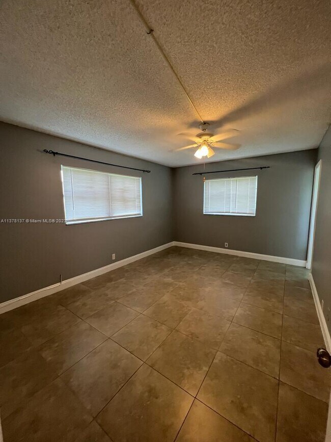 7305 NW 4th Pl Unit 108, Margate, FL 33063 Condo for Rent in Margate