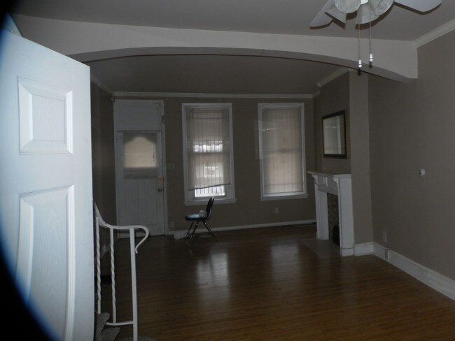Building Photo - 2260 N Cleveland St