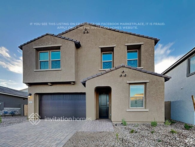 Building Photo - 9415 E Saturn Ave