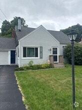 Building Photo - 143 Dormar Dr