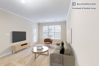 Building Photo - 2350 26th Ct S