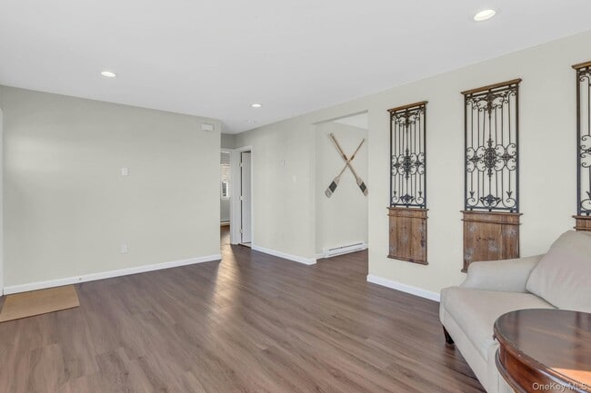 Building Photo - 26 Namkee Ln