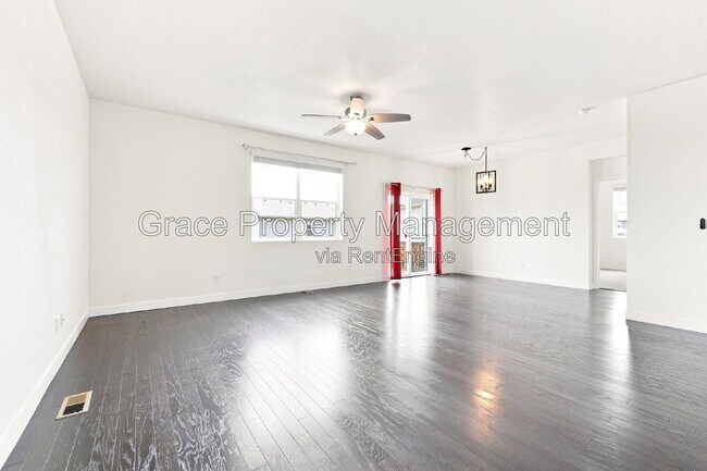 Foto del edificio - 7464 E 157th Ave