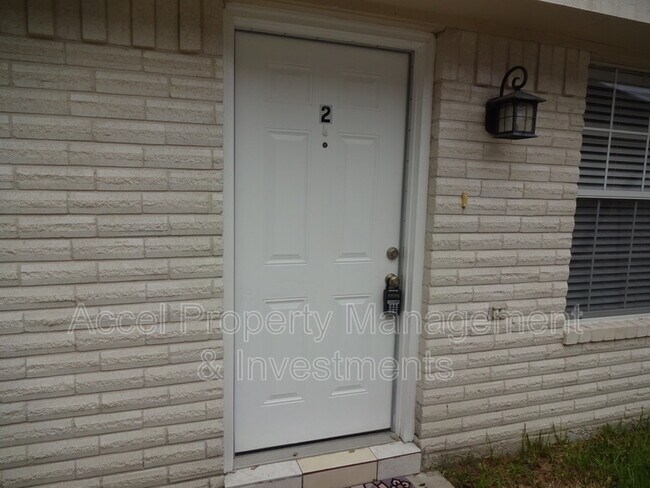 Foto del edificio - 701 Sandpiper Ave