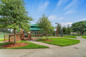 Building Photo - 10881 La Salinas Cir