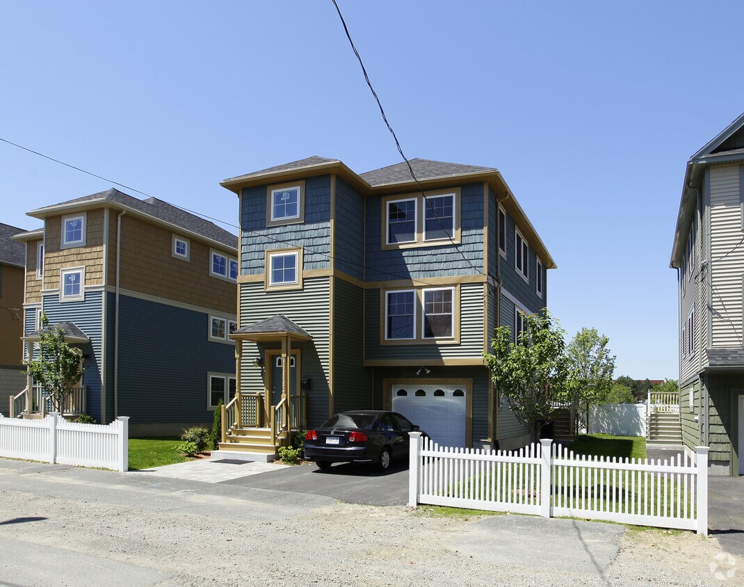 7 Suffolk St, Lynn, MA 01902 7 Suffolk St Lynn, MA