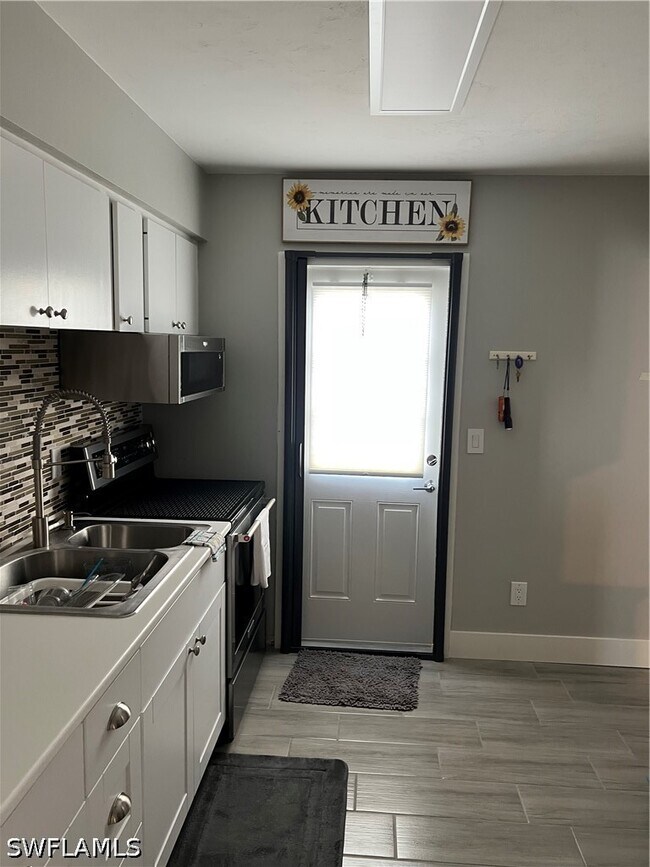 Foto del edificio - 6 Aztec Lily Ln