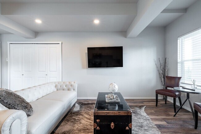 Foto del edificio - 624 E 32nd St