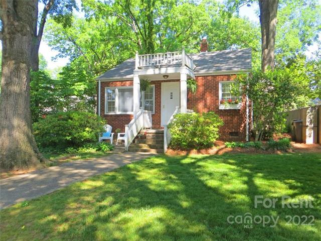 Building Photo - 2132 Charlotte Dr