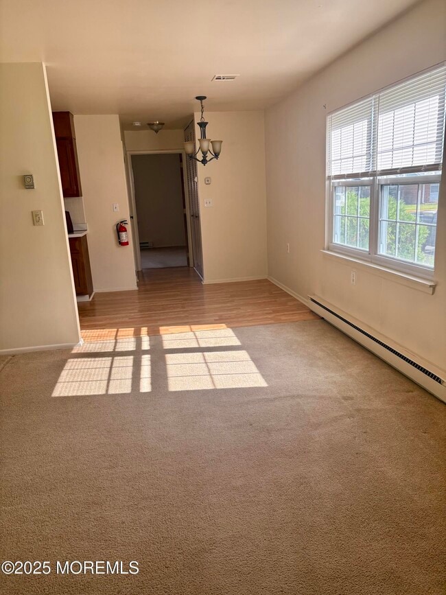 Building Photo - 1021F Aberdeen Dr