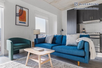 Building Photo - 343 W Schiller St