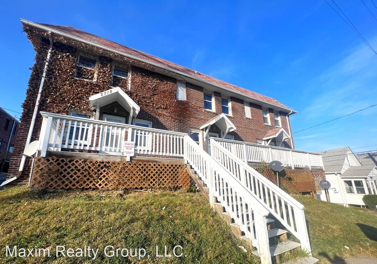 Primary Photo - 2 br, 1 bath House - 2718 PACIFIC ST
