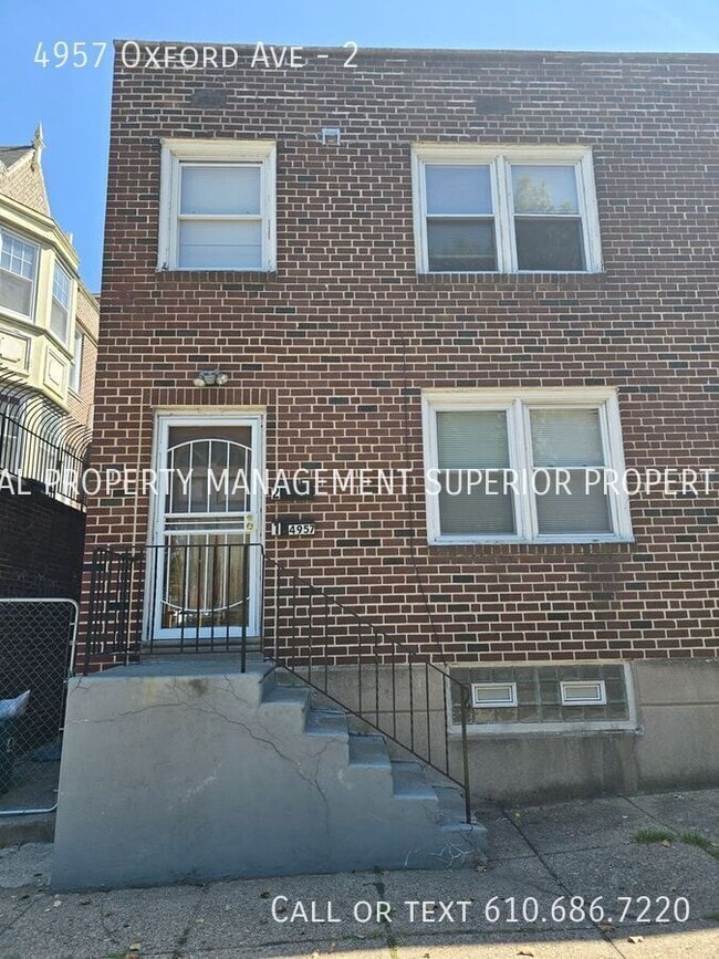 Building Photo - 4957 Oxford Ave