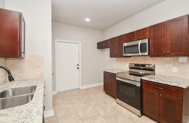 Foto del edificio - 4915 Market St