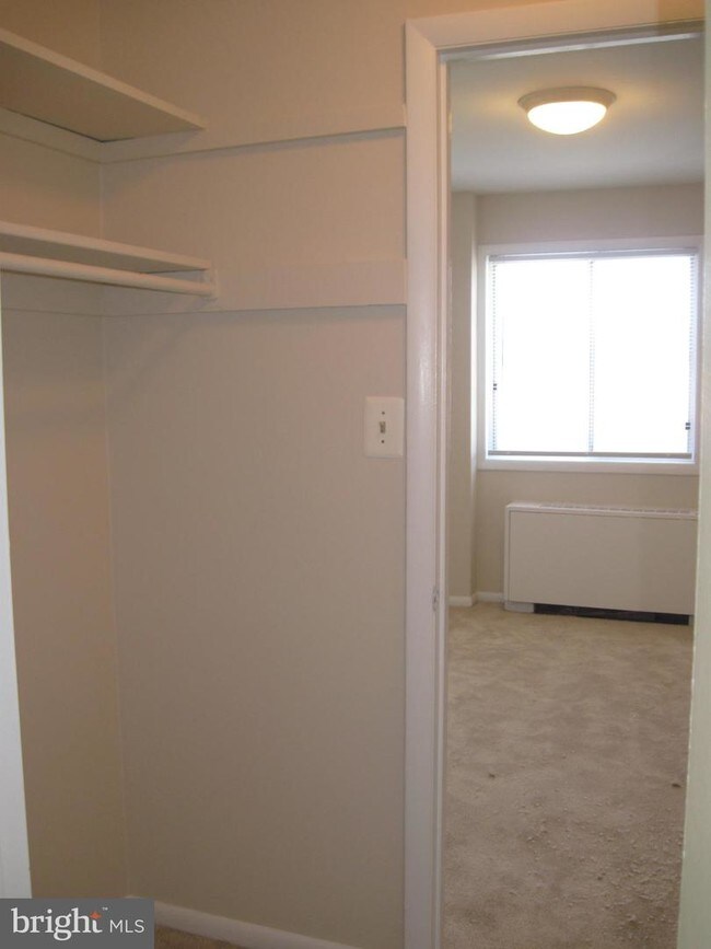 Building Photo - 4241 Columbia Pike