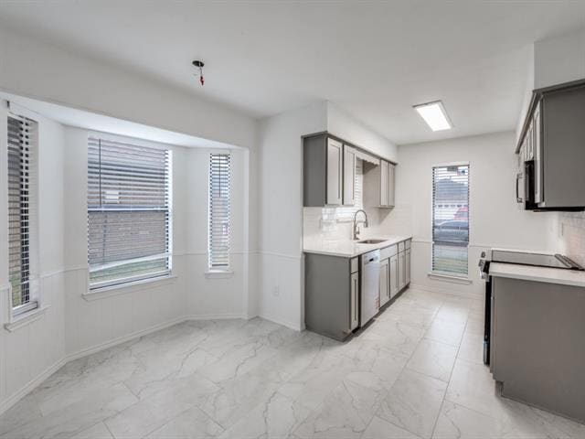 Building Photo - 2035 Avignon Dr