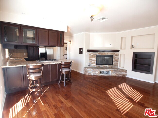 Foto del edificio - 1644 Hi Point St