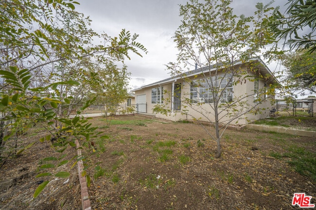 Foto del edificio - 38020 12th St E