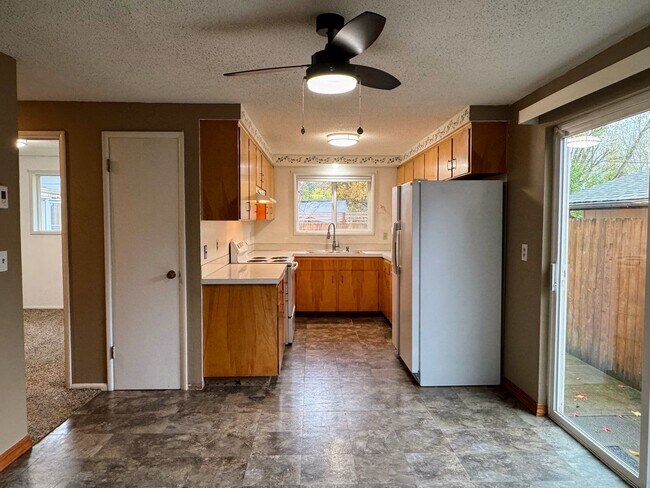 Foto del edificio - 2580 Taylor St