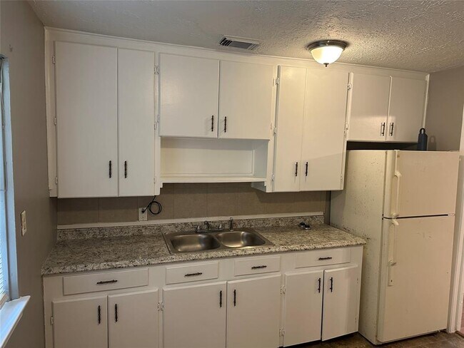 Foto del edificio - 3307 Hays St