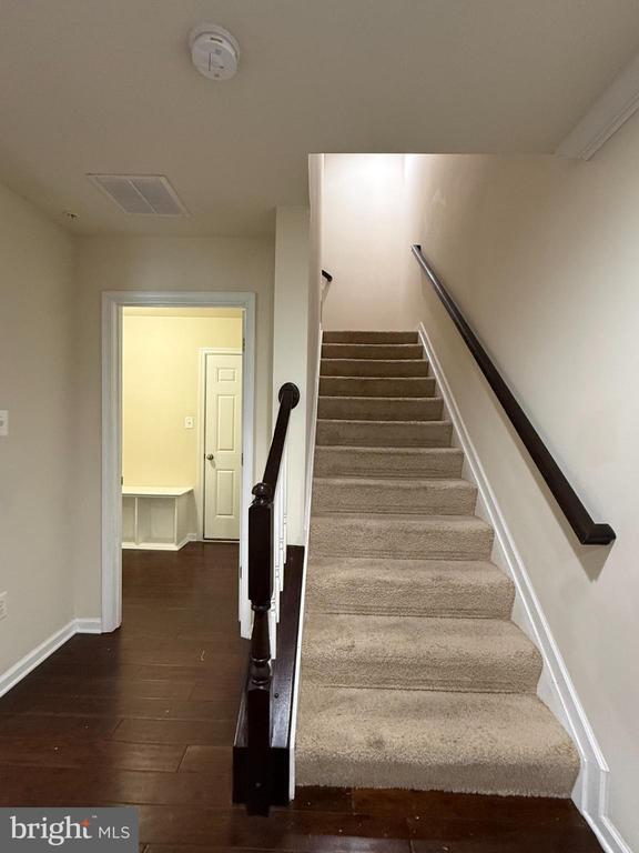 Foto del edificio - 7018 Foxton Way