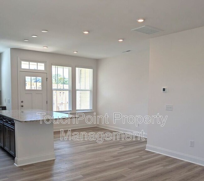 Foto del edificio - 9032 Gulledge Ct