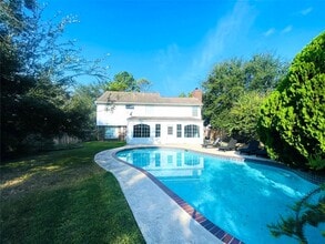 Building Photo - 1114 Knoll Crest Ct Building Photo - 1114 Knoll Crest Ct