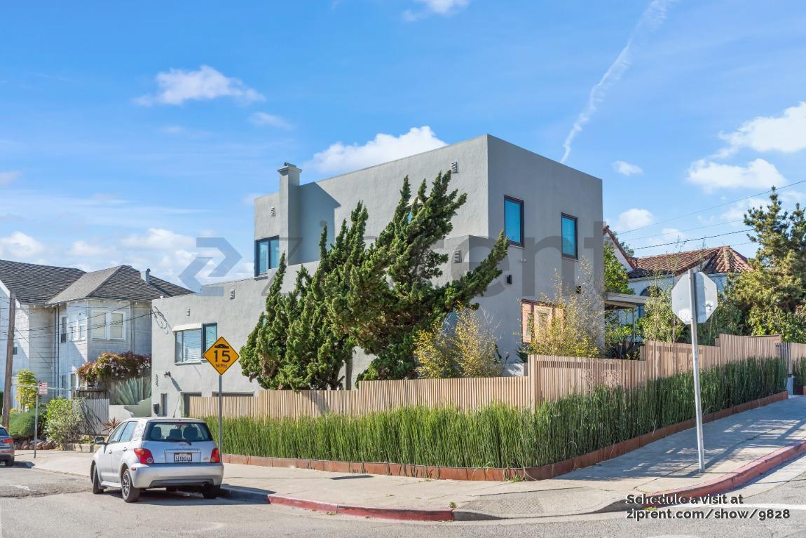 Primary Photo - 167 Frisbie St