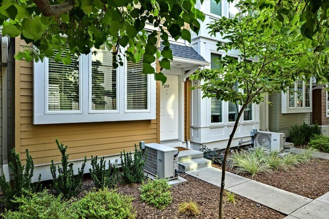 Foto del edificio - 257 Grayson Ter