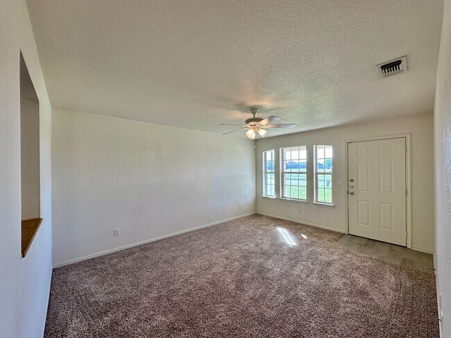 Foto del edificio - 2602 Seabiscuit Dr
