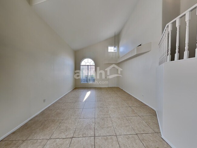 Foto del edificio - 8129 Riviera Beach Drive
