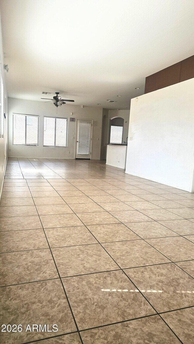 Foto del edificio - 9915 W Wier Ave