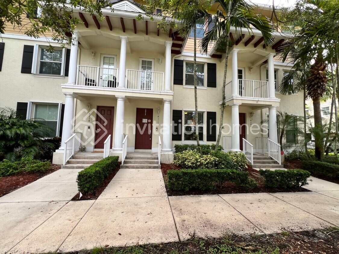 Primary Photo - 4110 Greenway Dr