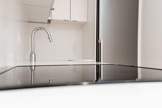 Building Photo - 150 The Donway W