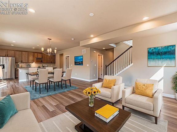 Foto del edificio - 4028 Ryedale Way